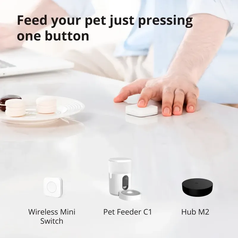 Pet Feeder C1: Model No: PETC1-M01 SKU: AM036GLW01 - 1