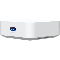 Ubiquiti UniFi Express 7 UX7 Mesh-scalable, super-compact 10G Cloud Gateway with integrated WiFi 7, 10 GbE RJ45 WAN port, 2.5 Gb