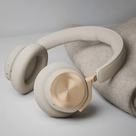 Beoplay HX Gold Tone - OTG - 5